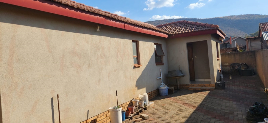 4 Bedroom Property for Sale in Tlhabane West North West